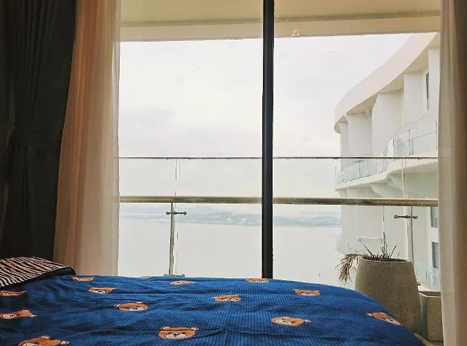 Căn hộ Citadines Seaview Duplex Hạ Long